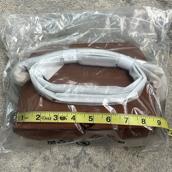 NWT MICHAEL Michael Kors Jet Set Travel Medium Dome Crossbody Bag Leather Brown - Picture 9 of 11